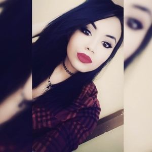 Meet your Posher, Lisa